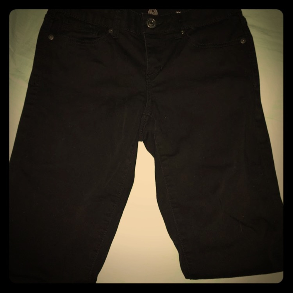 Black skinny jeans